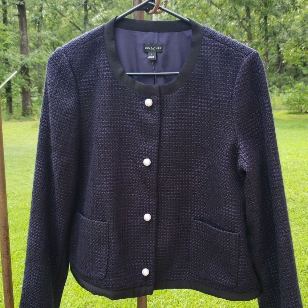 NWT Ann Taylor Navy & Black Tweed Boxy Jacket